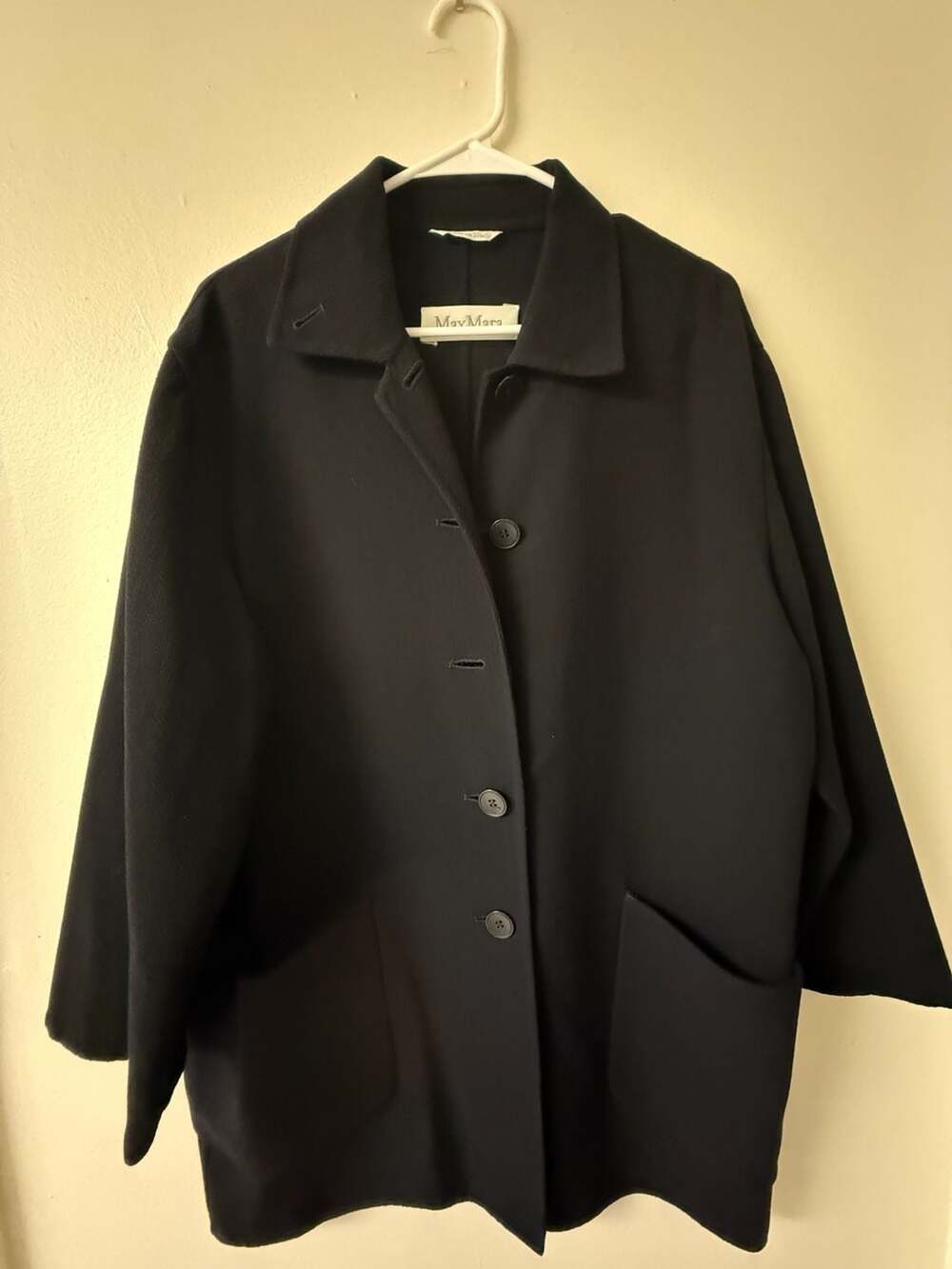Max Mara Made in Italy Pure New Wool Button-Front Coat